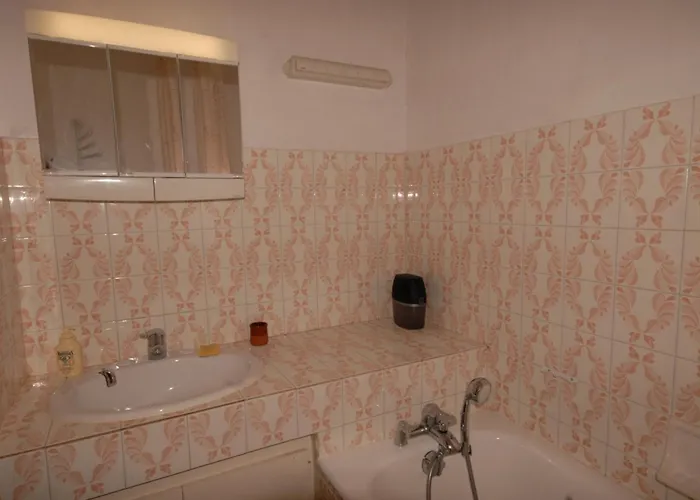 Lejlighed 6 Pers A Avec Animaux Admis - Fr-1-859-28